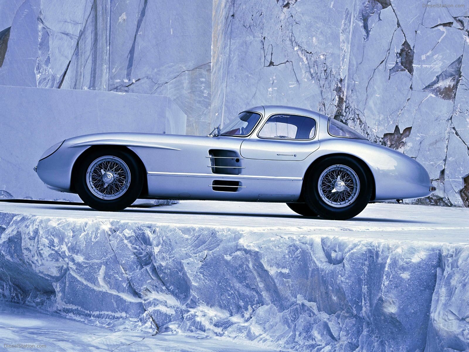 Mercedes SLR Class